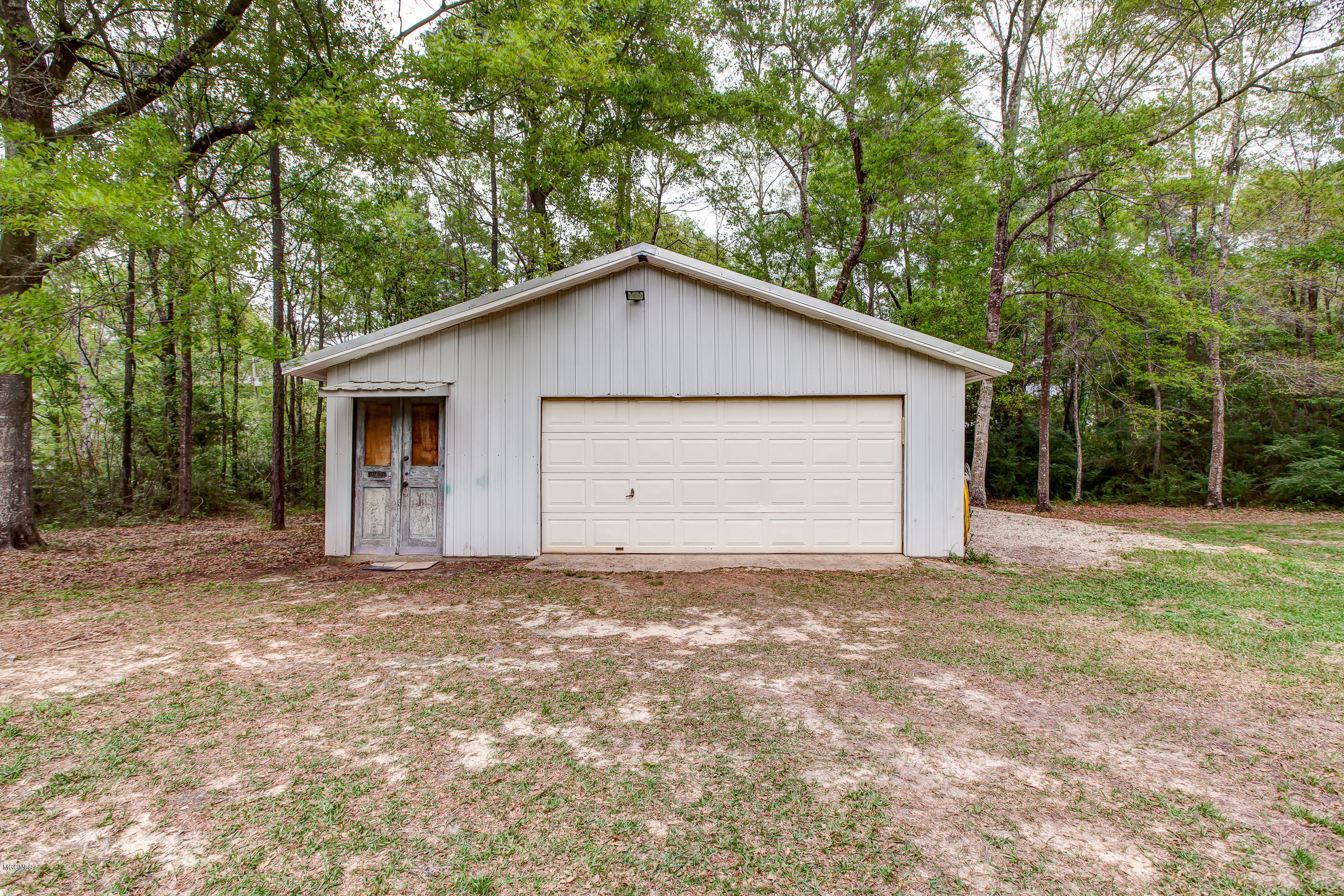 16276 Shaw Road Gulfport, MS 39503 - Photo 37 of 49 16276Shaw-41