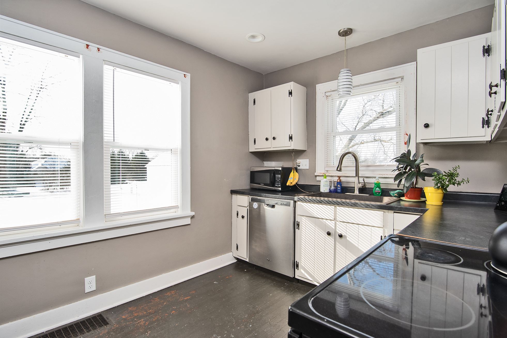 12226 Leo Road Fort Wayne, IN 46845 - Photo 12 of 22