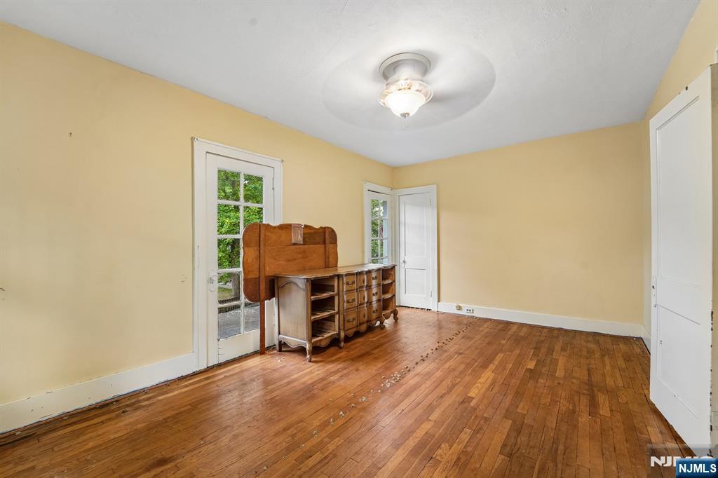 46 Schraalenburgh Road Haworth, NJ 07641 - Photo 30 of 42 Gallery Image 30