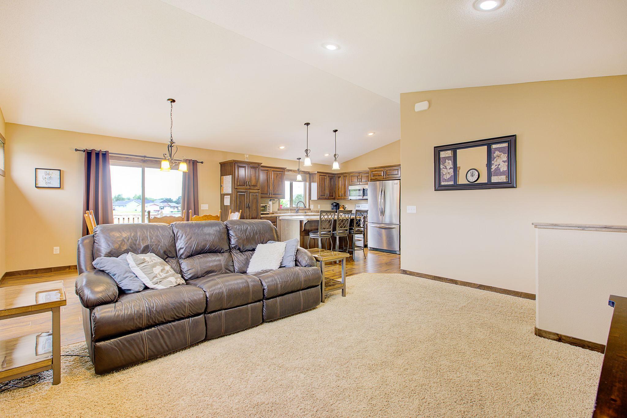 1009 2nd Avenue Southeast Cold Spring, MN 56320 - Photo 5 of 20