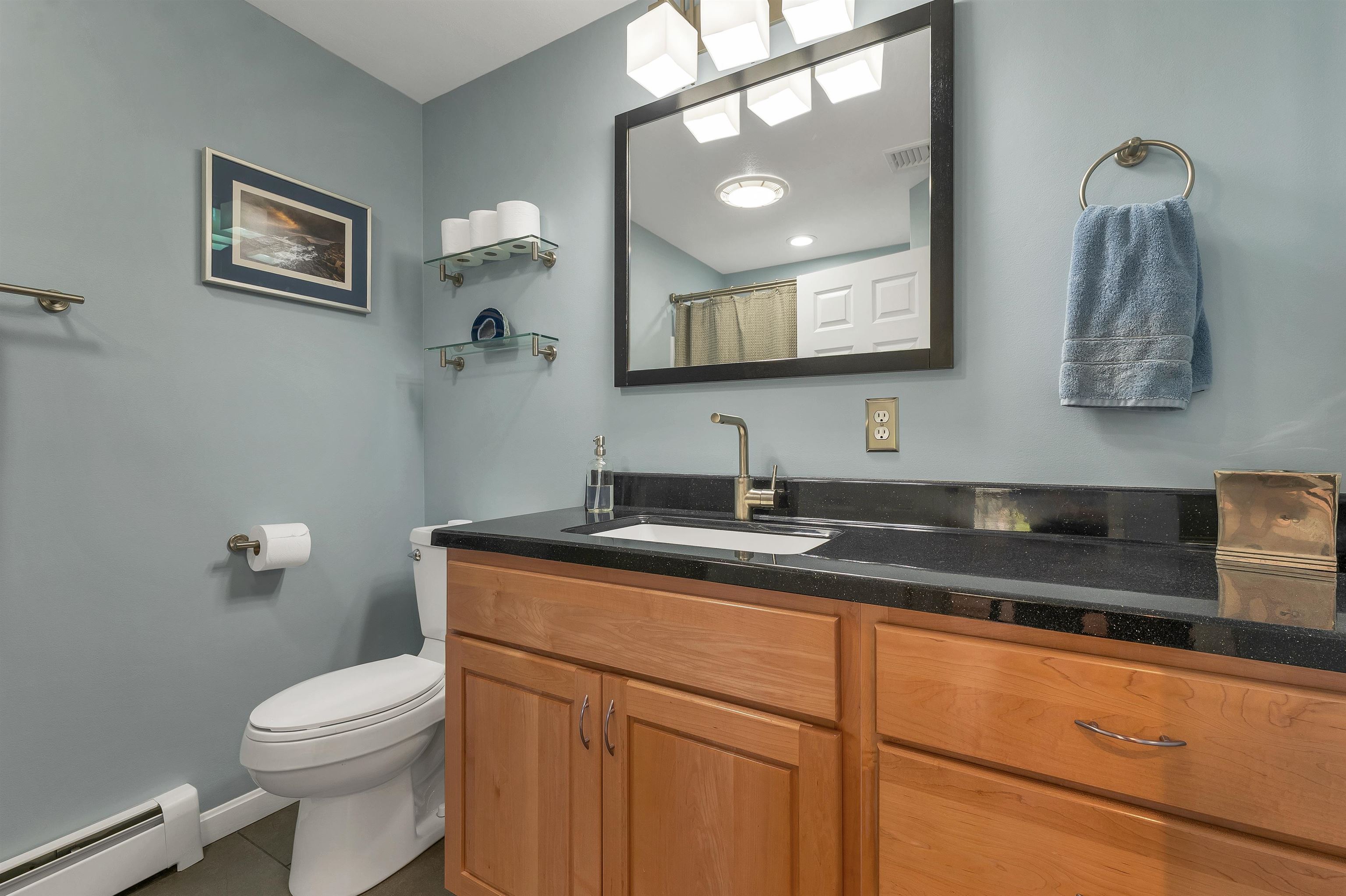6 Remington Road Salem, NH 03079 - Photo 29 of 57