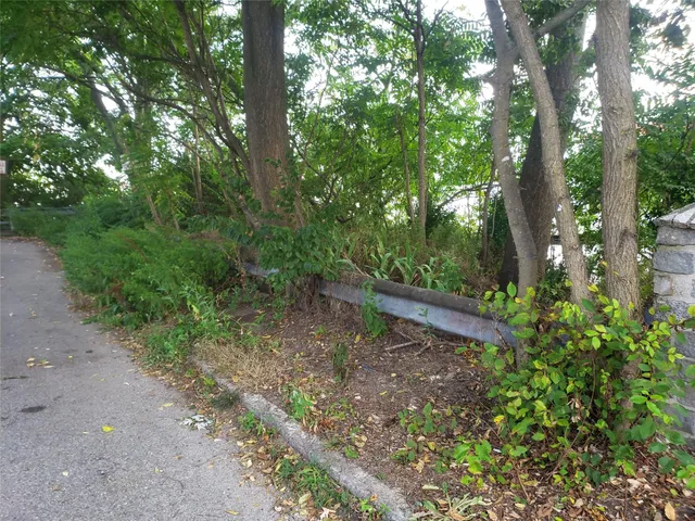 $600,000 | 108 Garland Court | Gerritsen Beach