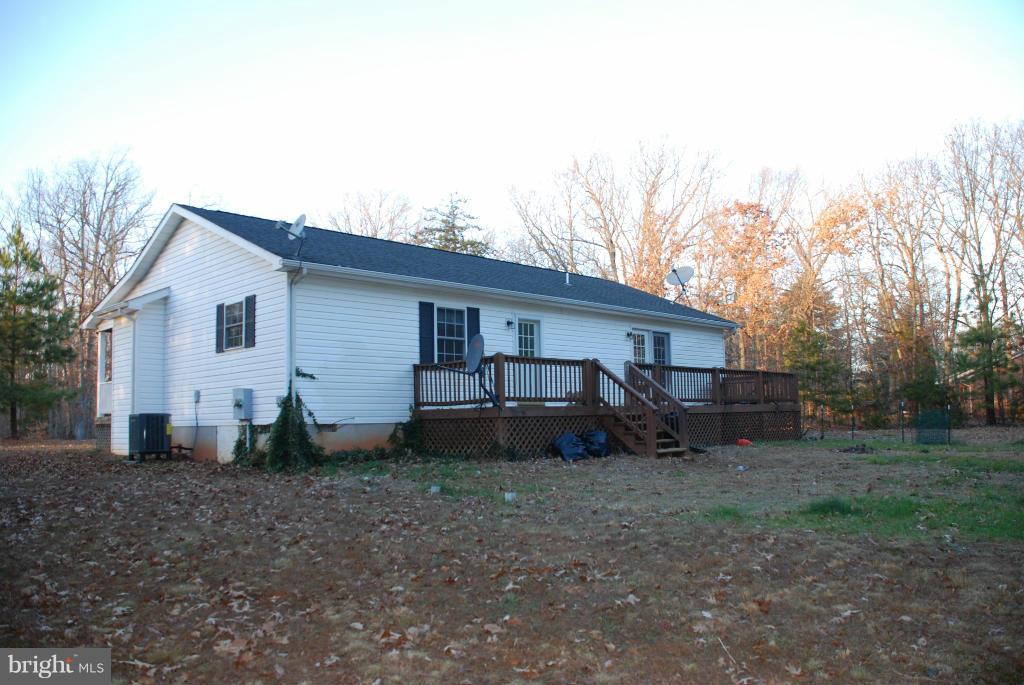 6377 Burr Hill Road Rhoadesville, VA 22542 - Photo 22 of 24 Exterior (Rear)