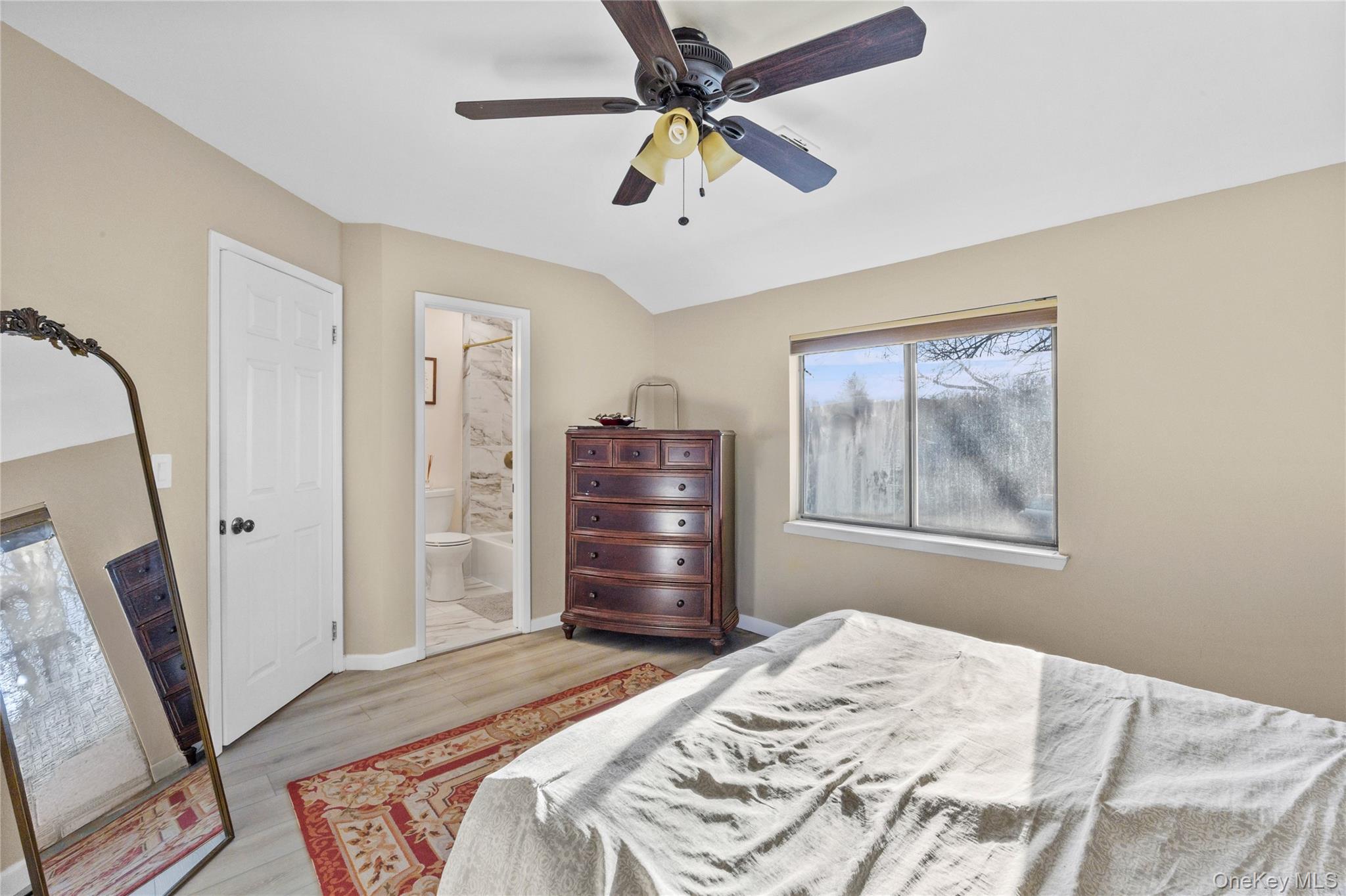 117 Scarlett Way Commack, NY 11725 - Photo 13 of 26 Large Primary Bedroom