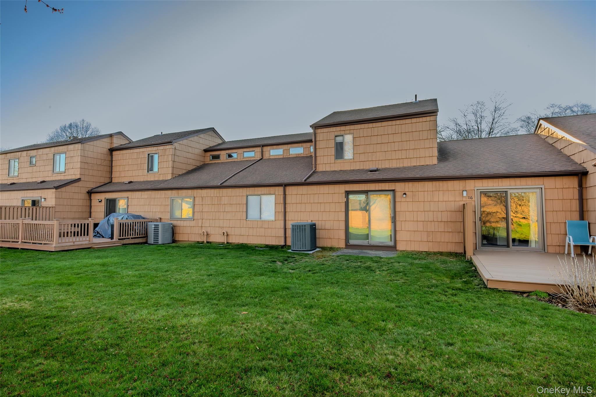 117 Scarlett Way Commack, NY 11725 - Photo 19 of 26 Patio