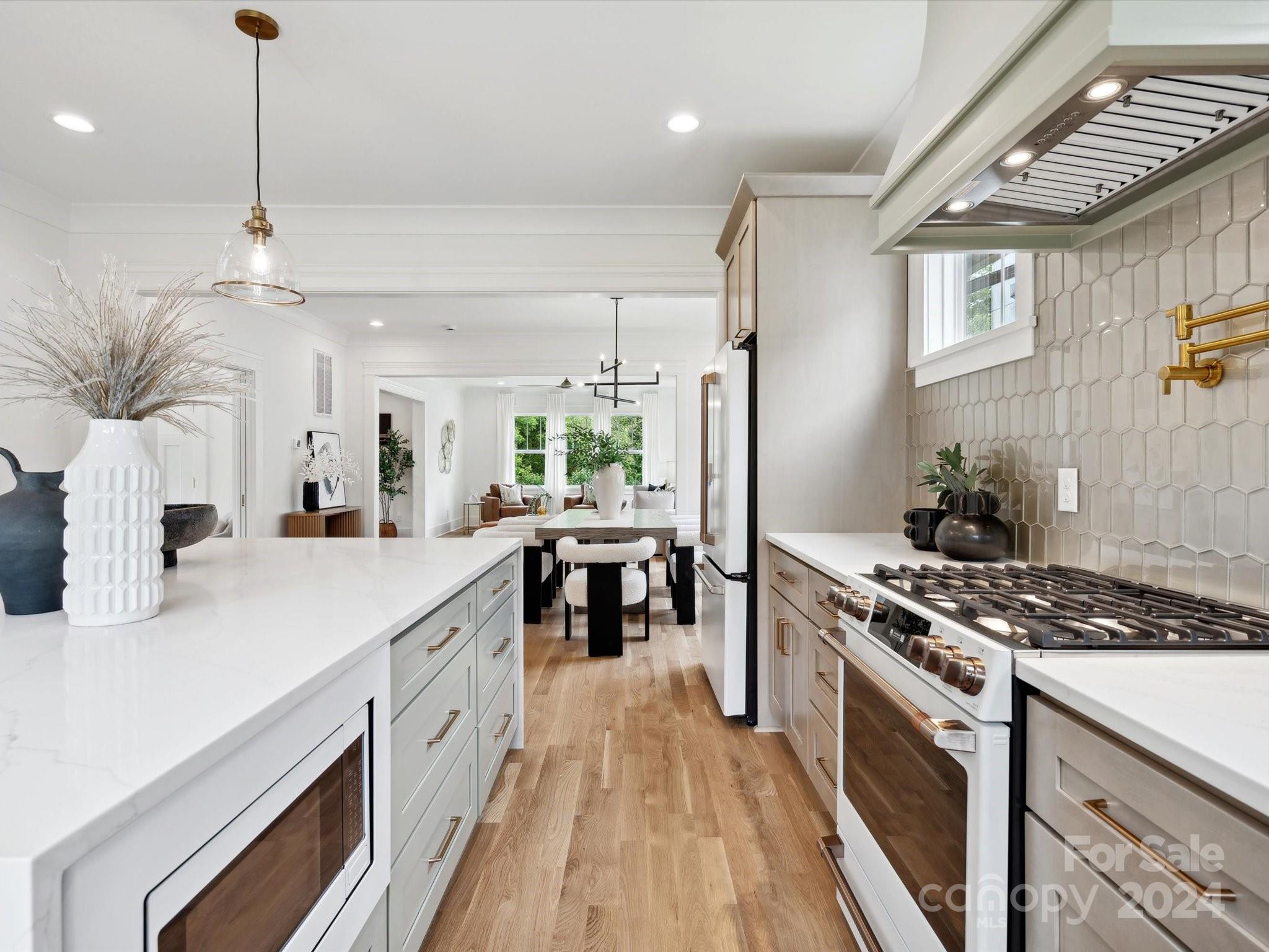 2112 Vanderbilt Road Charlotte, NC 28206 - Photo 13 of 46 Gallery Image 13