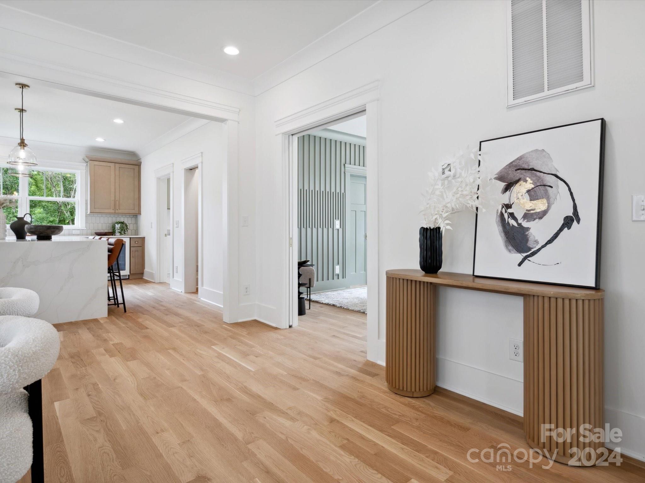 2112 Vanderbilt Road Charlotte, NC 28206 - Photo 19 of 46 Gallery Image 19