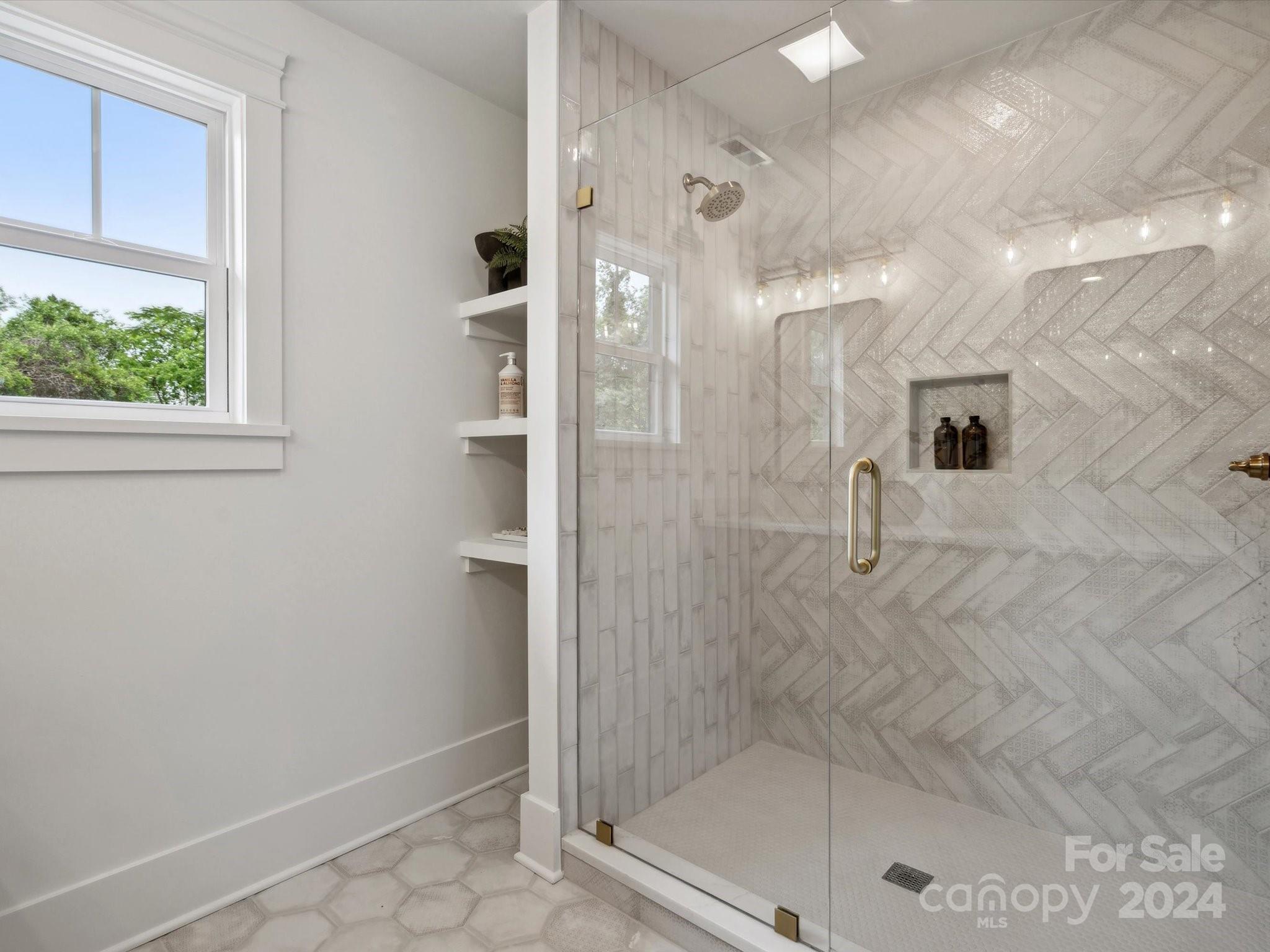 2112 Vanderbilt Road Charlotte, NC 28206 - Photo 31 of 46 Gallery Image 31