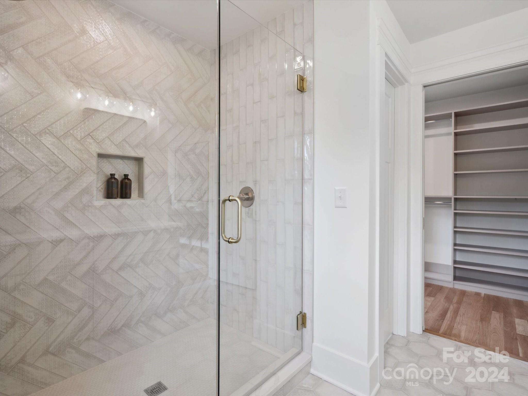 2112 Vanderbilt Road Charlotte, NC 28206 - Photo 32 of 46 Gallery Image 32