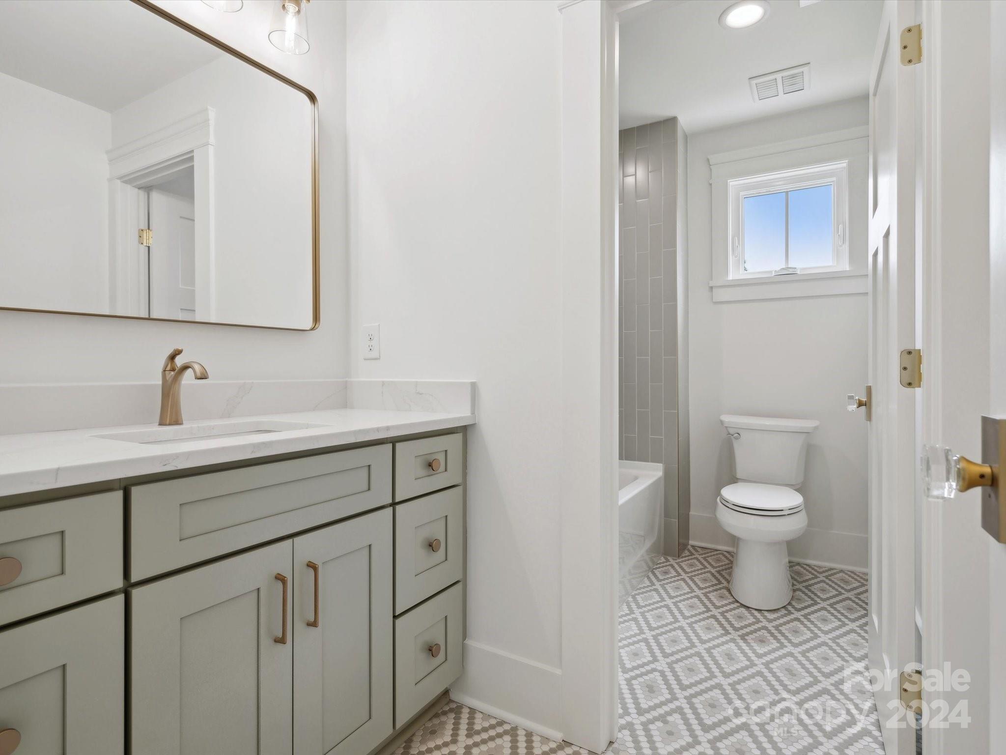 2112 Vanderbilt Road Charlotte, NC 28206 - Photo 34 of 46 Gallery Image 34