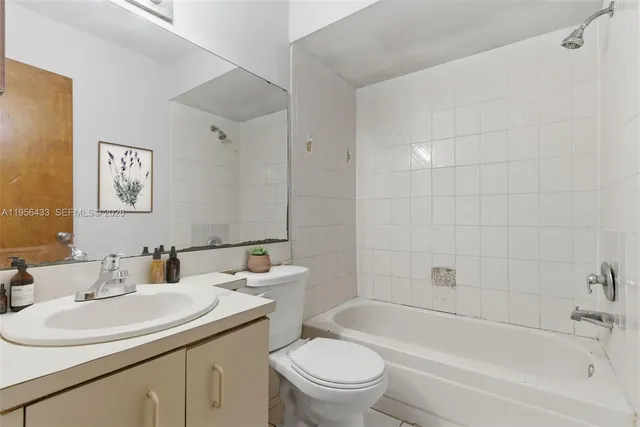 $444,900 | 15804 Southwest 112th Terrace, Miami, FL 33196