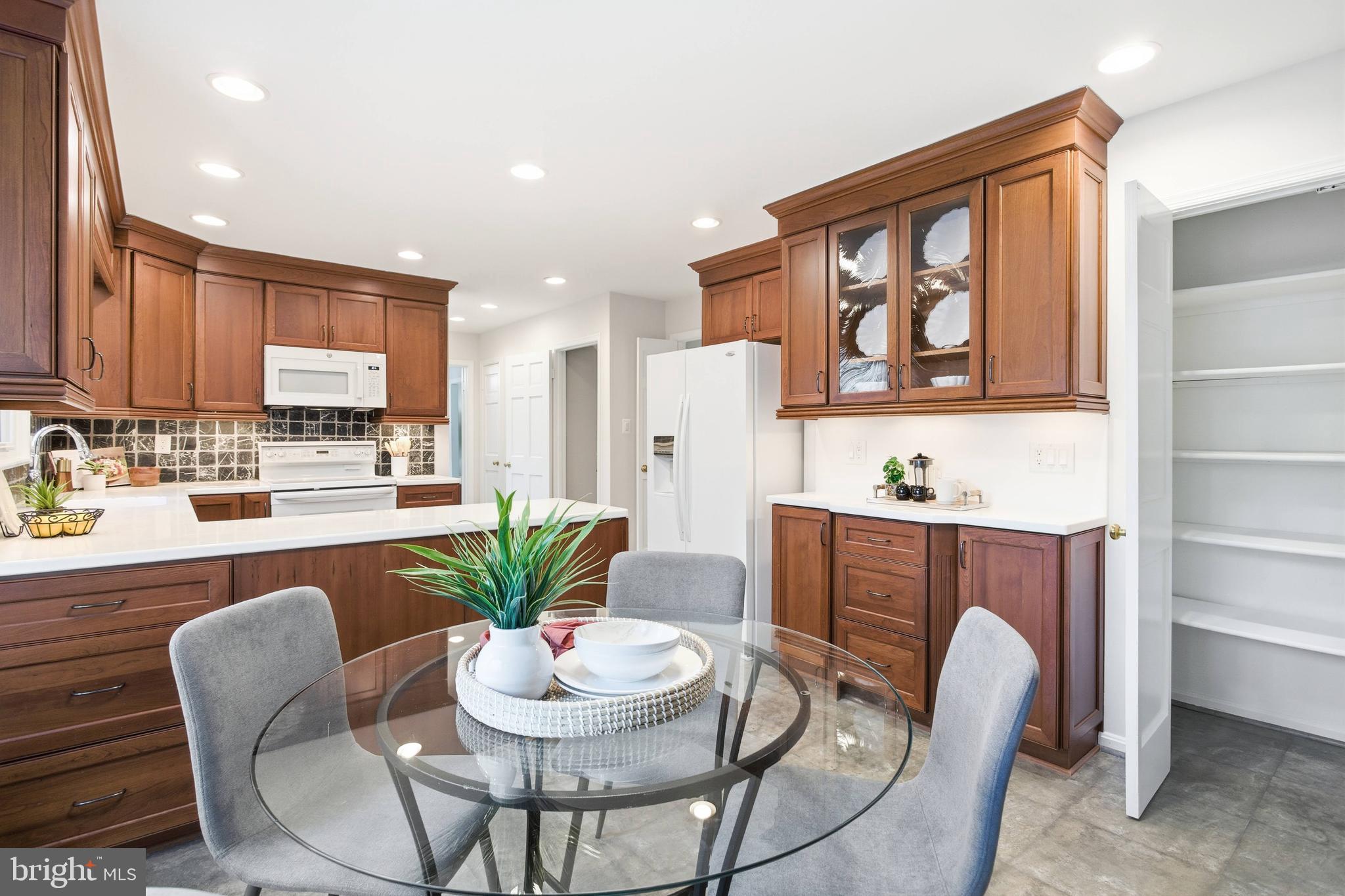 10127 Red Spruce Road Fairfax, VA 22032 - Photo 20 of 53