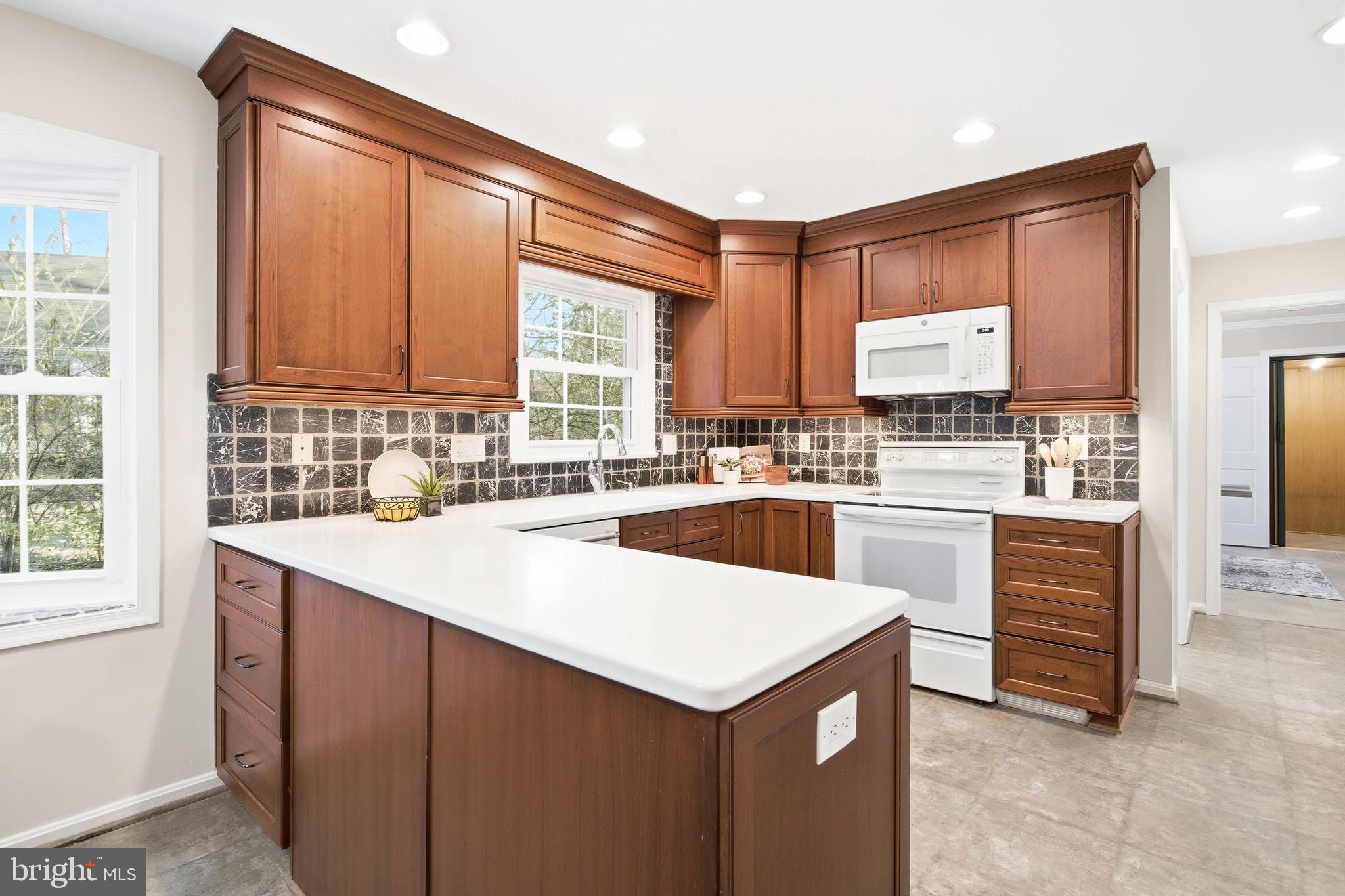 10127 Red Spruce Road Fairfax, VA 22032 - Photo 28 of 53