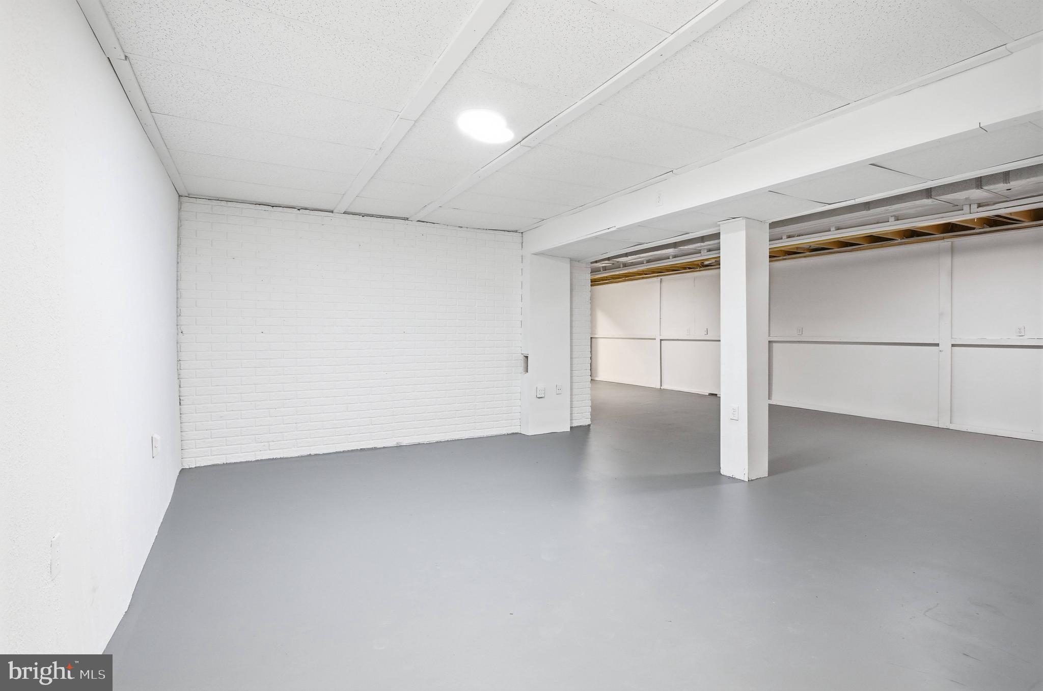 10127 Red Spruce Road Fairfax, VA 22032 - Photo 46 of 53