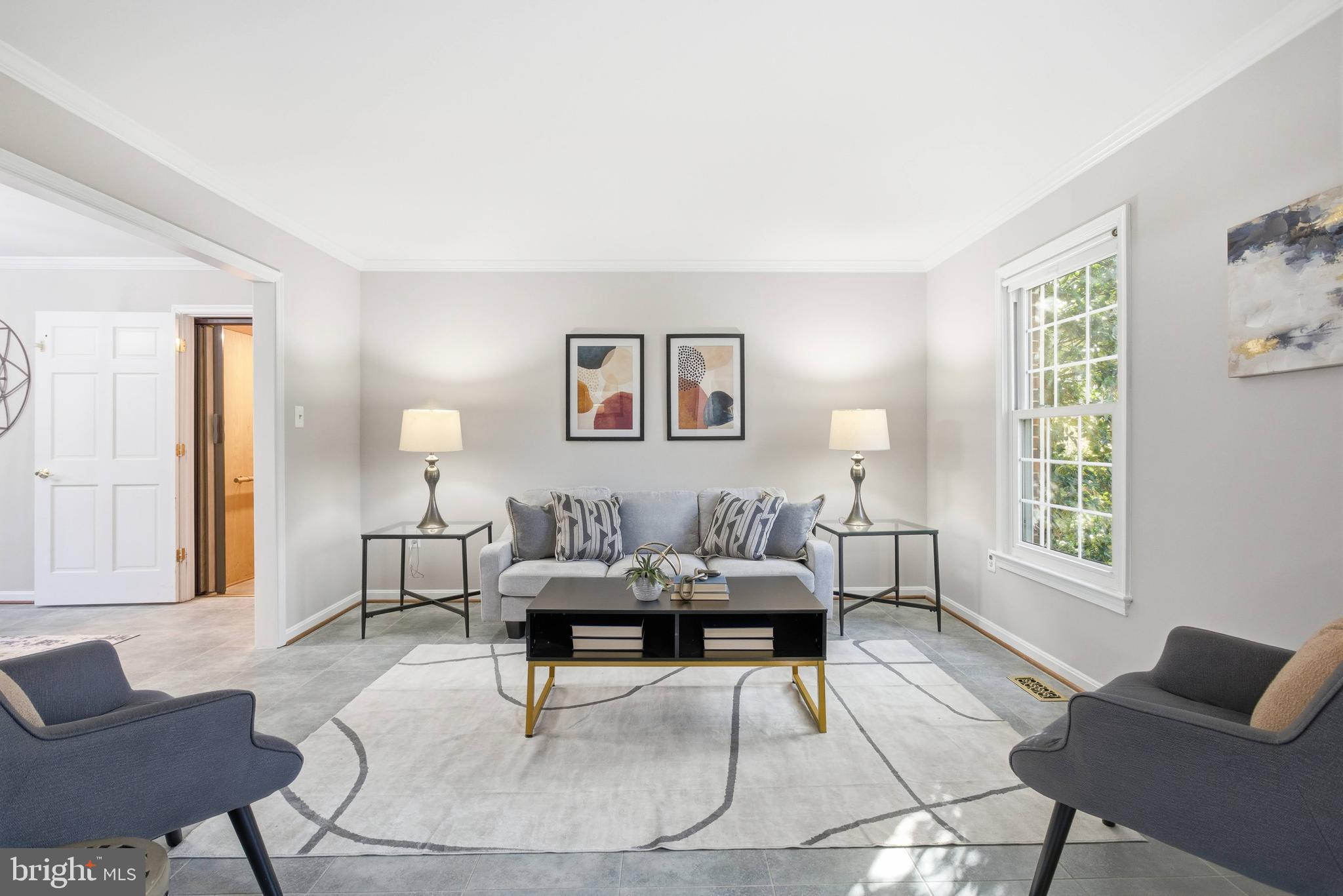 10127 Red Spruce Road Fairfax, VA 22032 - Photo 7 of 53