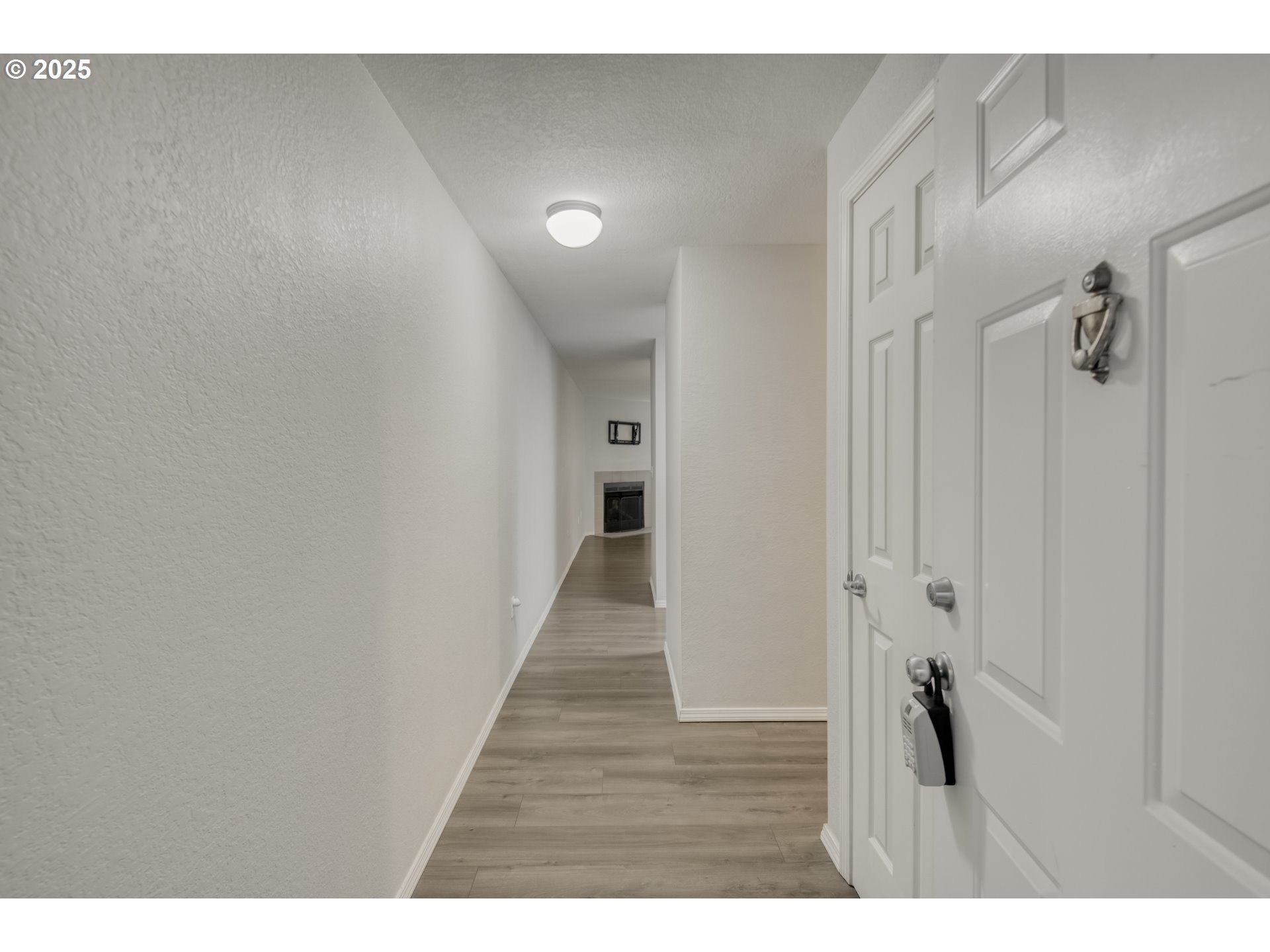 17580 Northwest Springville Road, Unit G5 Portland, OR 97229 - Photo 2 of 31
