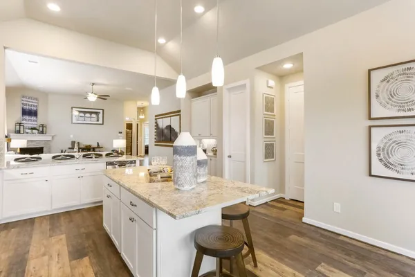 $379,990 | 122 Afton June Drive, Rosenberg, TX 77471