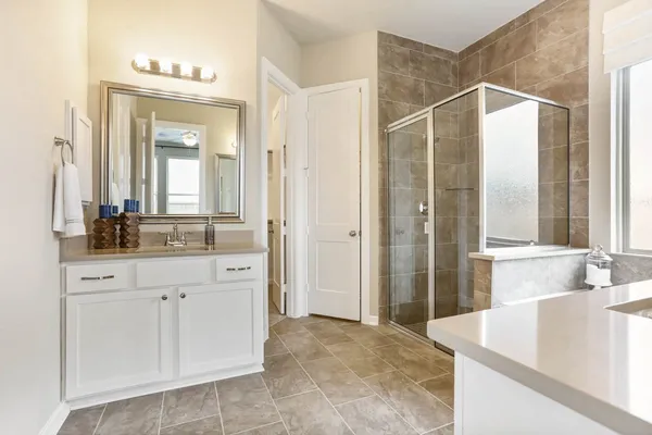 $379,990 | 122 Afton June Drive, Rosenberg, TX 77471