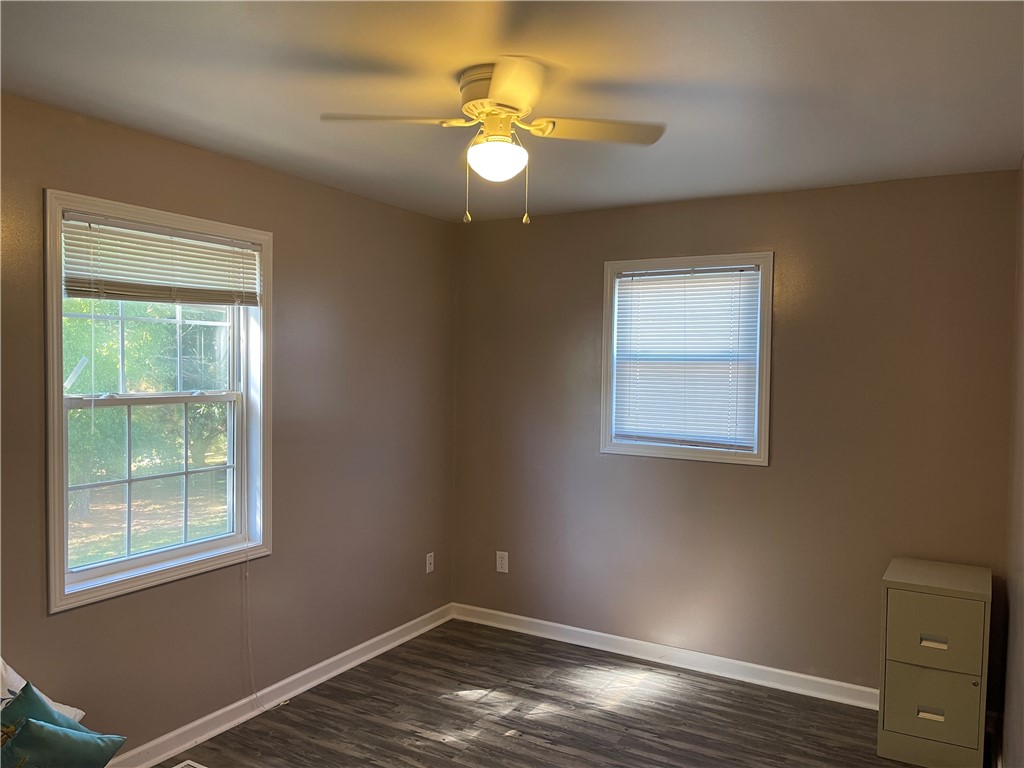 268 Kelly Mill Road Seneca, SC 29672 - Photo 20 of 23 2nd Bedroom