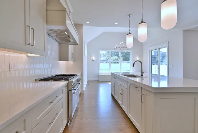 $1,675,000 | 456 North Elm Avenue, Elmhurst, IL 60126