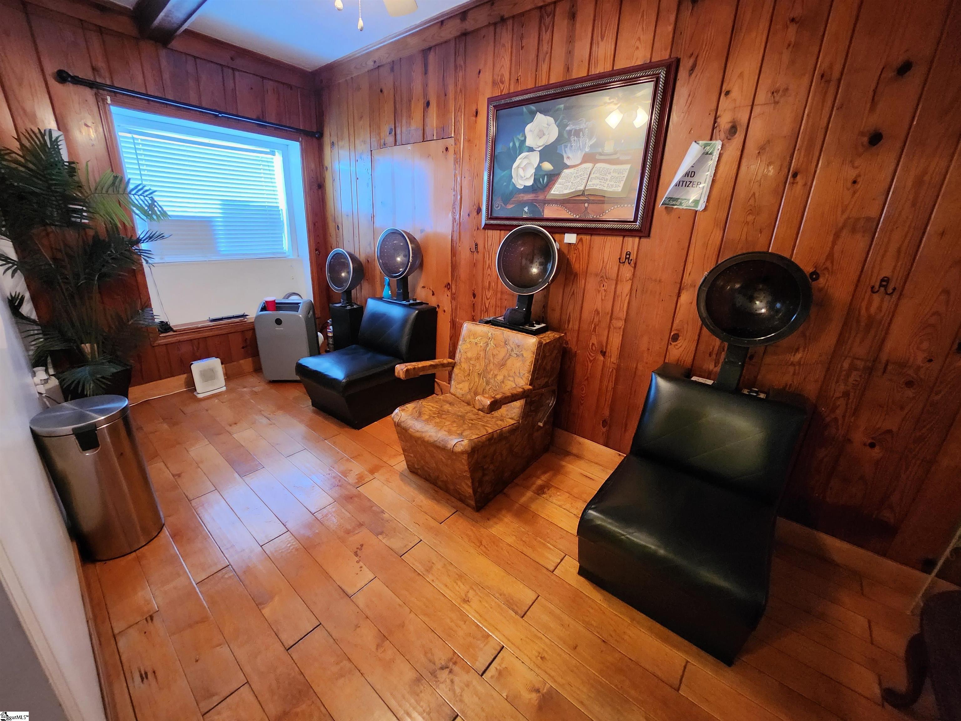 419 West Main Street Gray Court, SC 29645 - Photo 3 of 7