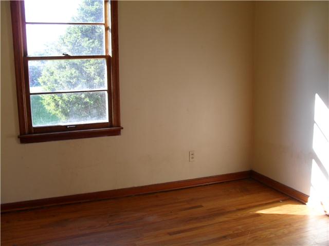 805 Red Boiling Springs Road Lafayette, TN 37083 - Photo 6 of 7