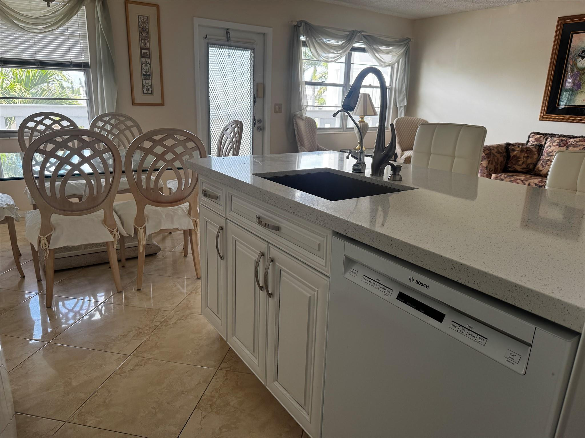3026 Exeter, Unit 3026B Boca Raton, FL 33434 - Photo 5 of 31 Photo 5