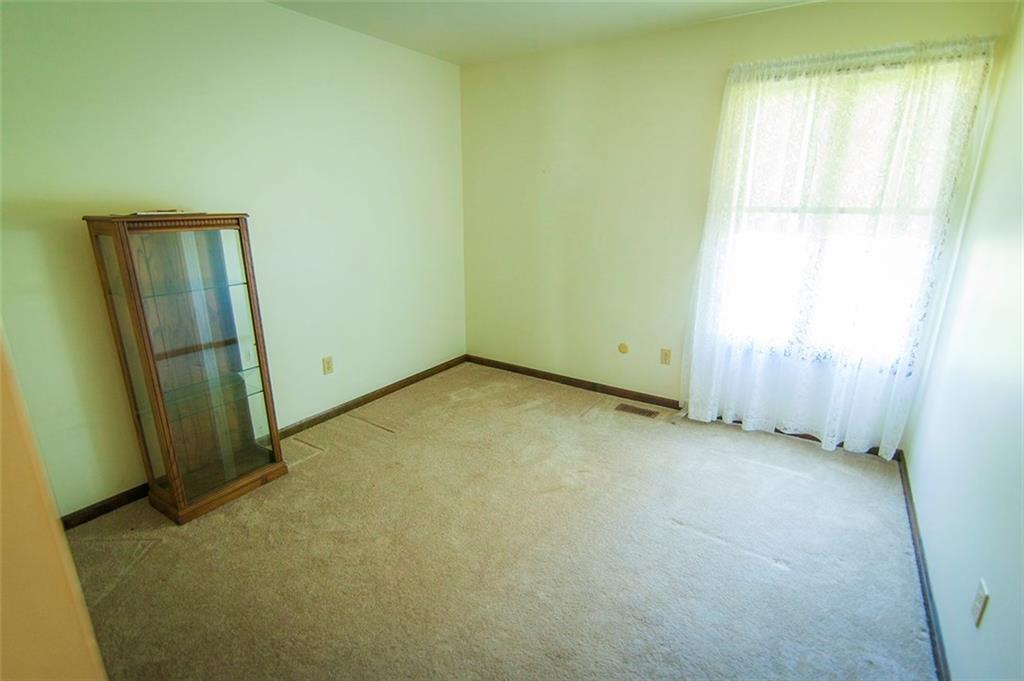 813 Deerfield Road Anderson, IN 46012 - Photo 21 of 30