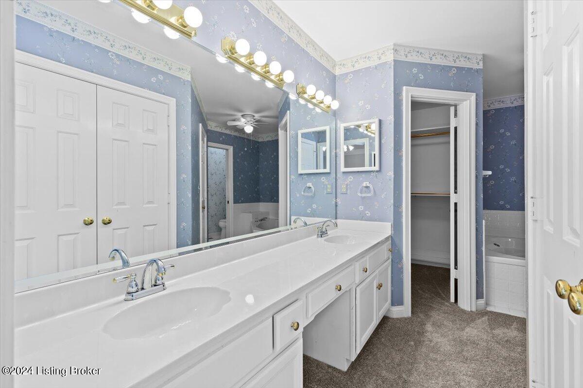 821 Foxgate Road Louisville, KY 40223 - Photo 24 of 41 25-821 Foxgate Rd-25