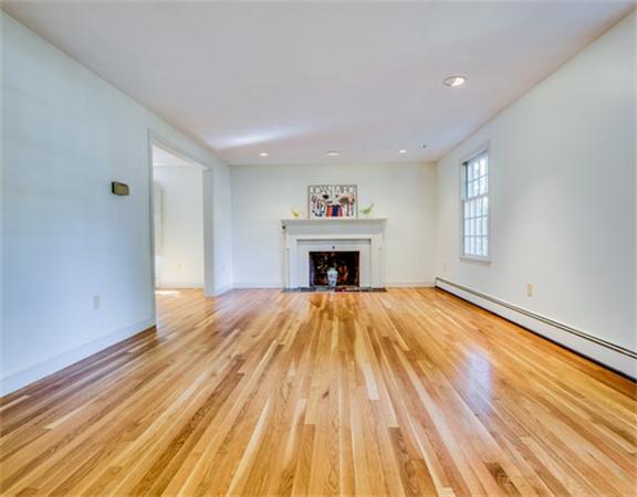 73 Tarbell Spring Road Concord, MA 01742 - Photo 8 of 29 Gallery Image 8