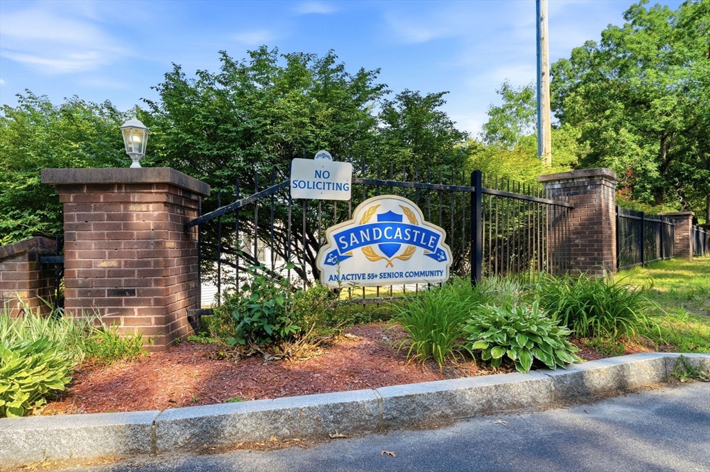 3 Queens Road, Unit 211 Attleboro, MA 02703 - Photo 3 of 42