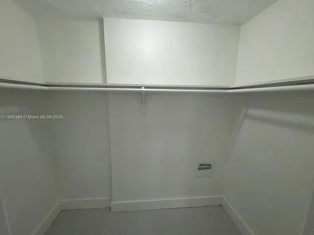 $1,600 | 5505 Northwest 7th Street, Unit W112, Miami, FL 33126