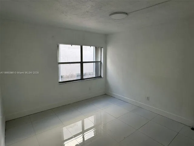 $1,600 | 5505 Northwest 7th Street, Unit W112, Miami, FL 33126