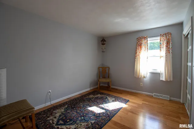 $188,600 | 17511 North Oak Lawn Avenue, Chillicothe, IL 61523