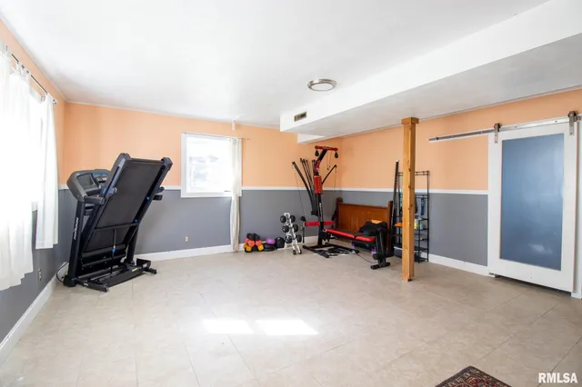 $188,600 | 17511 North Oak Lawn Avenue, Chillicothe, IL 61523