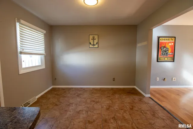 $188,600 | 17511 North Oak Lawn Avenue, Chillicothe, IL 61523