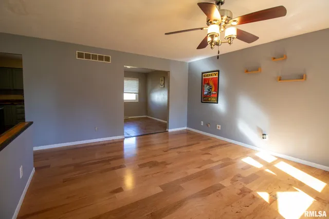 $188,600 | 17511 North Oak Lawn Avenue, Chillicothe, IL 61523