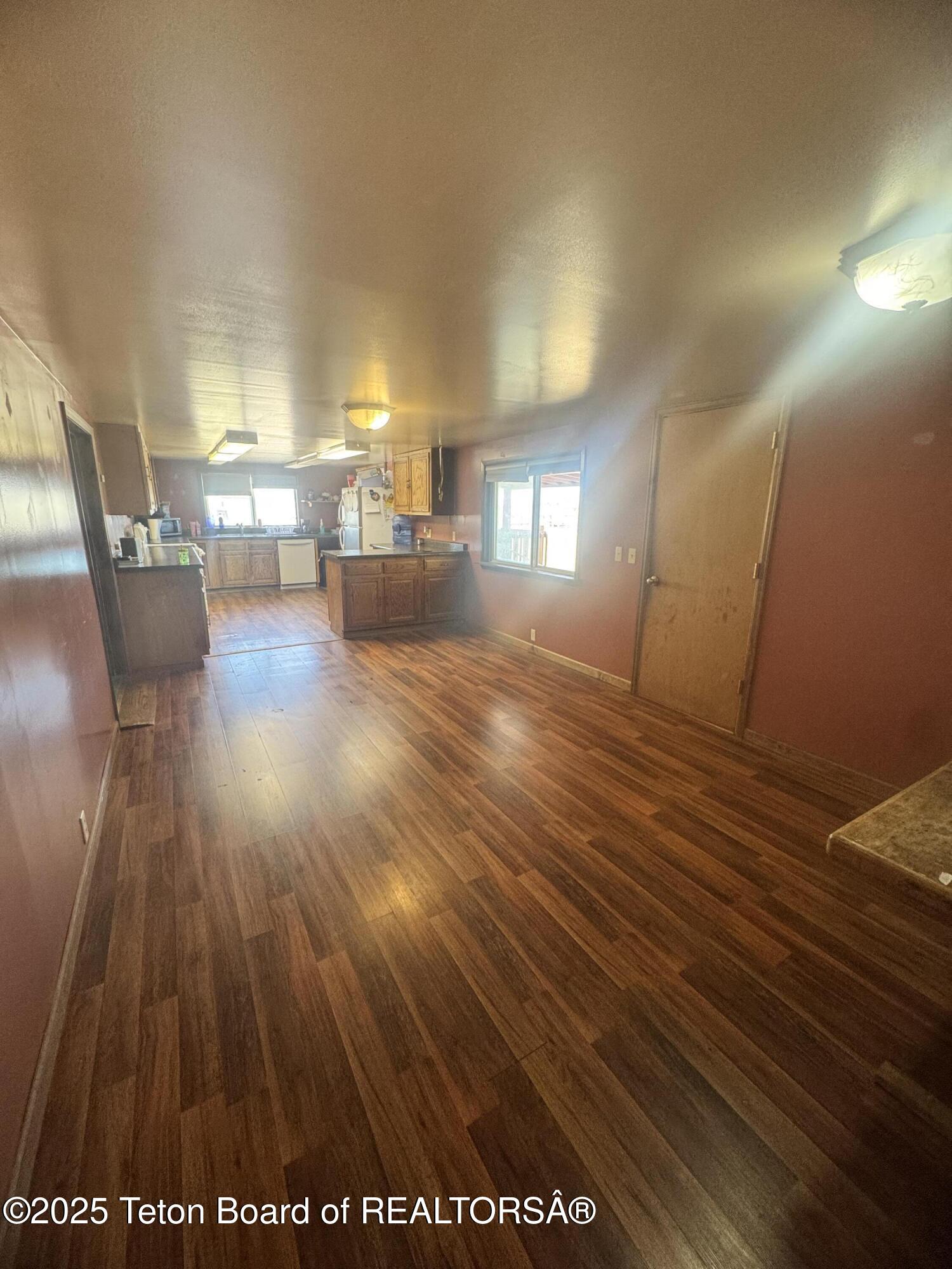 19 Sandy Lane Pinedale, WY 82941 - Photo 13 of 24 Newer flooring