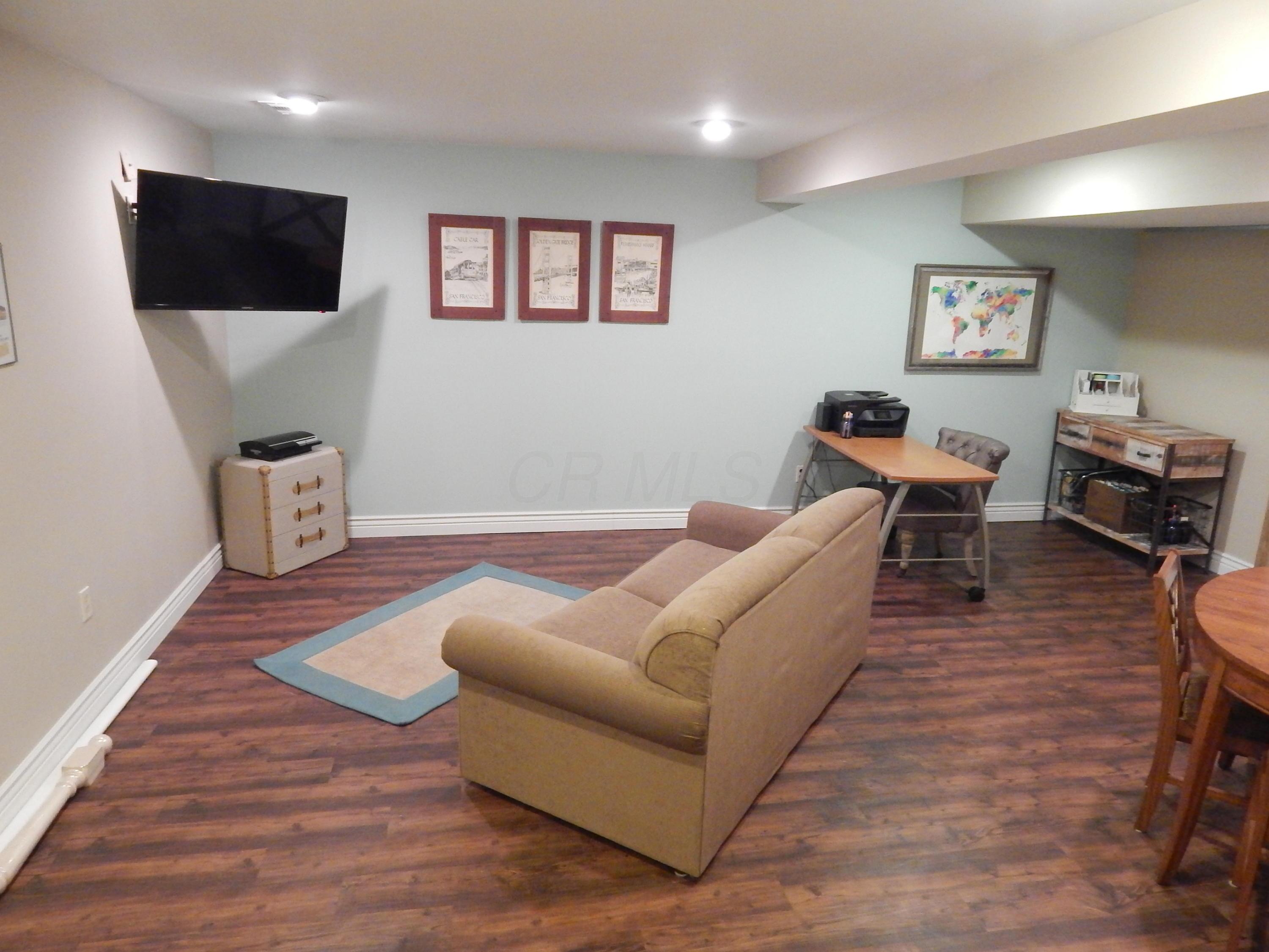 296 West Powell Road Powell, OH 43065 - Photo 13 of 18 Gallery Image 13