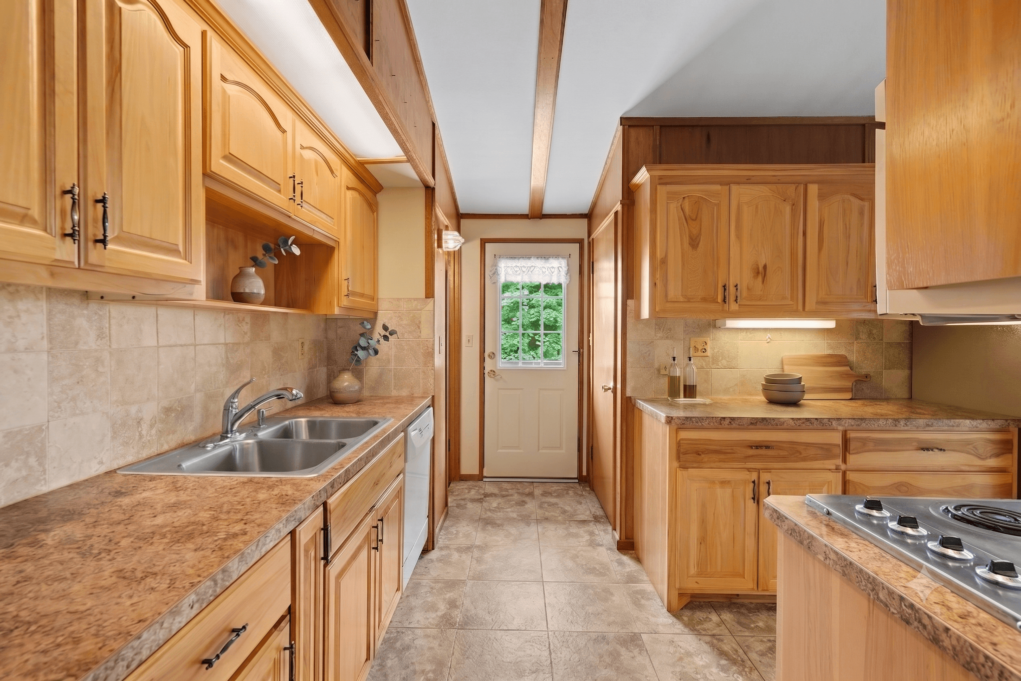 158 County Road East Houlton, WI 54082 - Photo 10 of 35