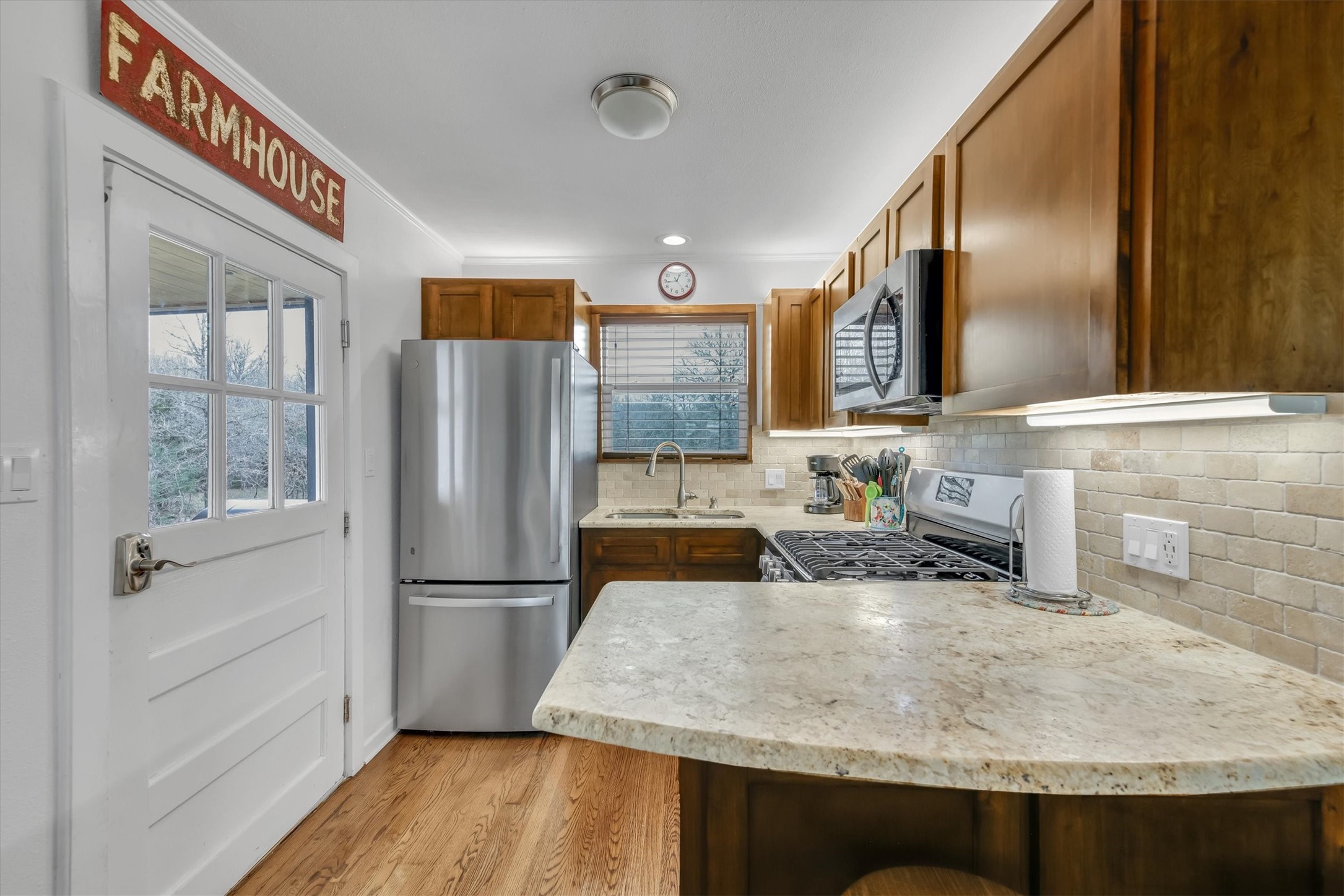 2810 West Old Lockhart Road Muldoon, TX 78949 - Photo 22 of 42 Lil House Kitch