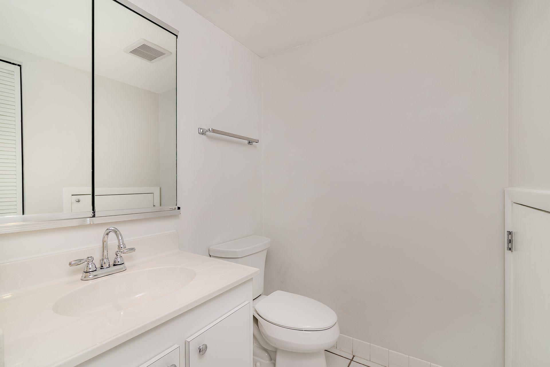 825 Center Street, Unit 50C Jupiter, FL 33458 - Photo 23 of 37 23