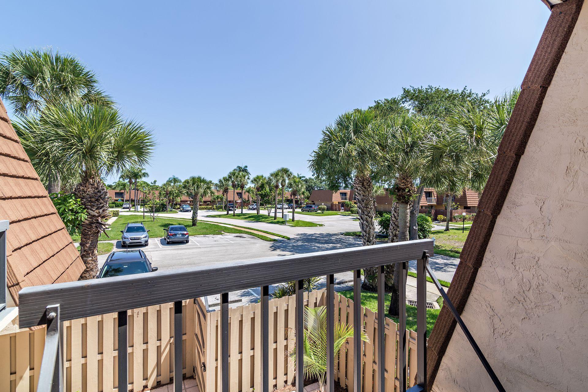 825 Center Street, Unit 50C Jupiter, FL 33458 - Photo 26 of 37 26