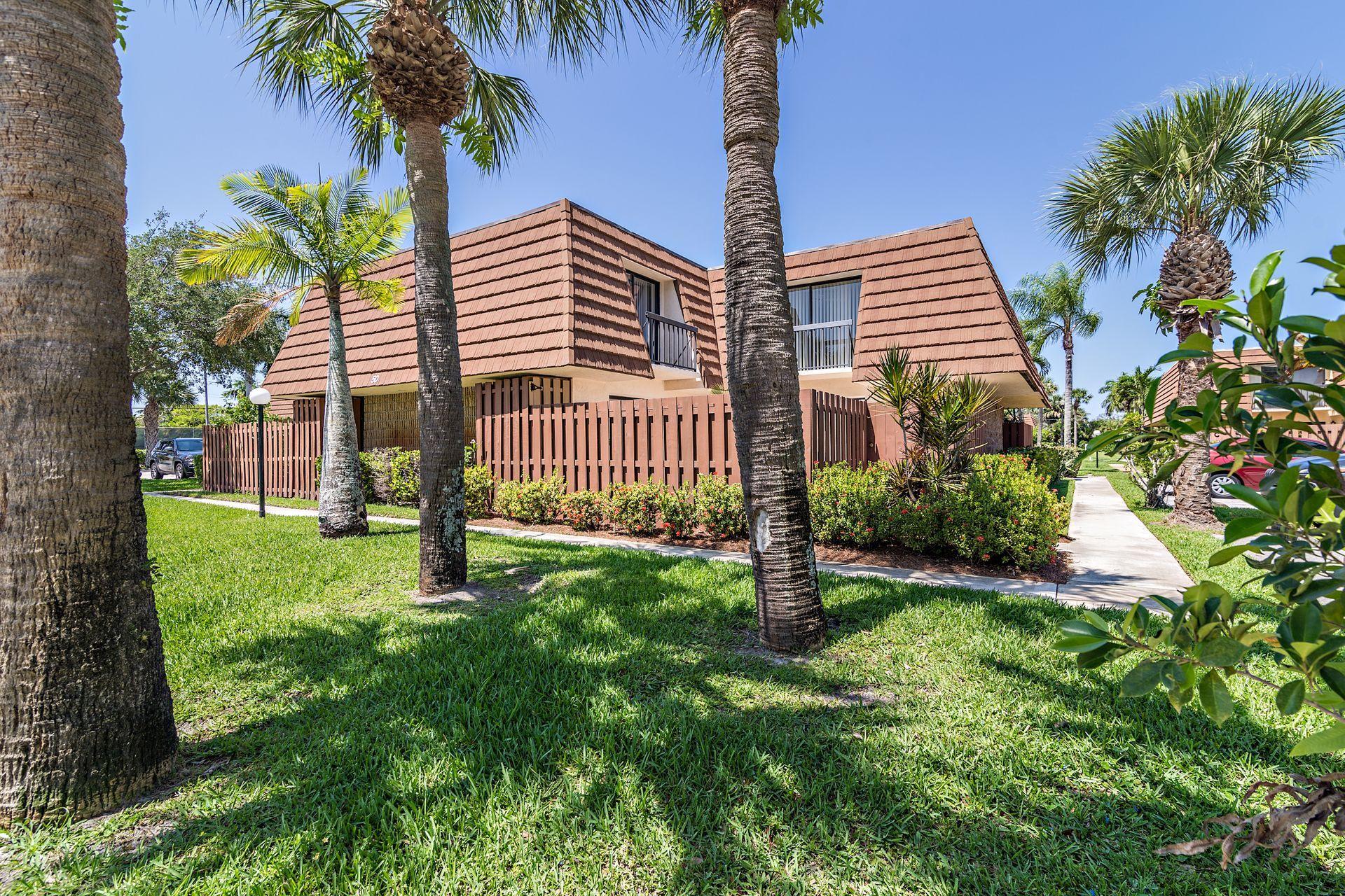 825 Center Street, Unit 50C Jupiter, FL 33458 - Photo 5 of 37 5