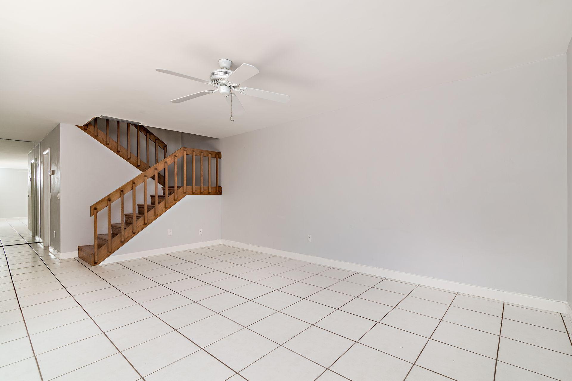 825 Center Street, Unit 50C Jupiter, FL 33458 - Photo 10 of 37 10