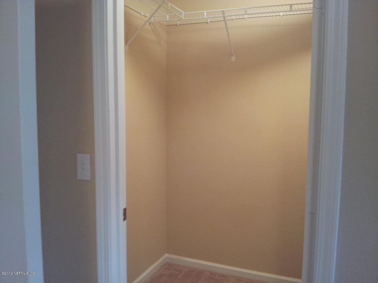 5880 Royalty Road Jacksonville, FL 32254 - Photo 8 of 31 20121211_170137