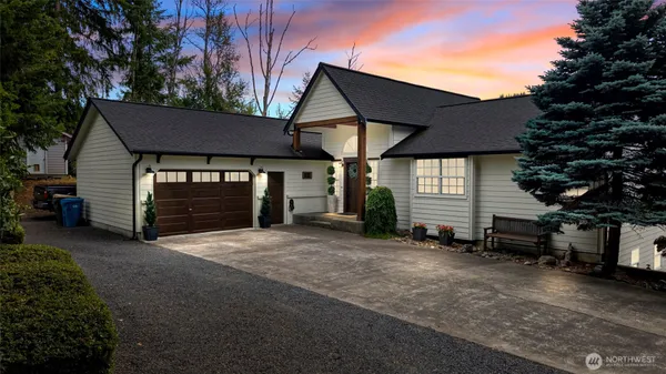 $799,000 | 314 Centralia Alpha Road, Centralia, WA 98531