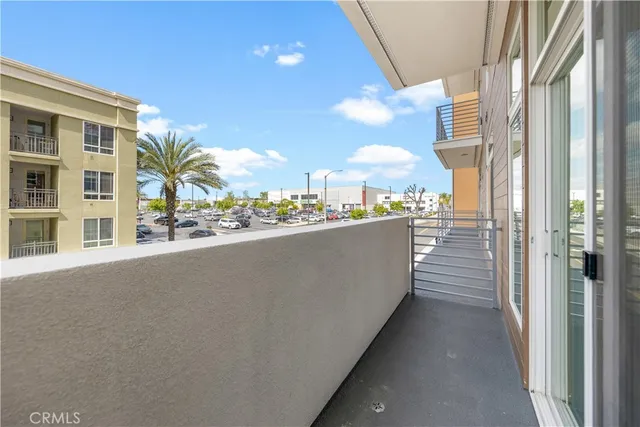 $886,000 | 168 South Monterey Street, Unit 310, Alhambra, CA 91801