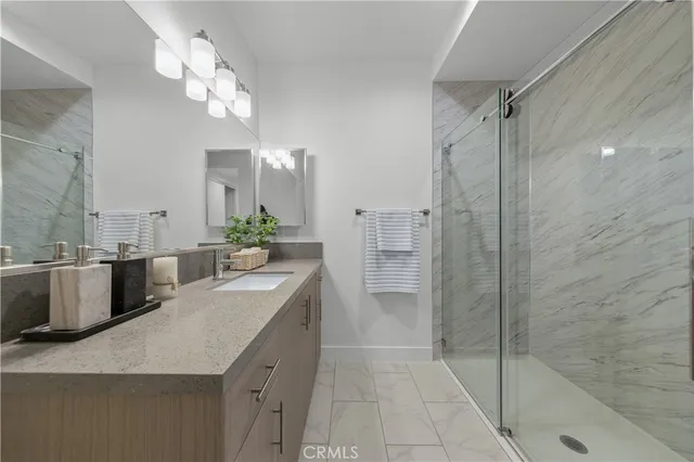 $886,000 | 168 South Monterey Street, Unit 310, Alhambra, CA 91801