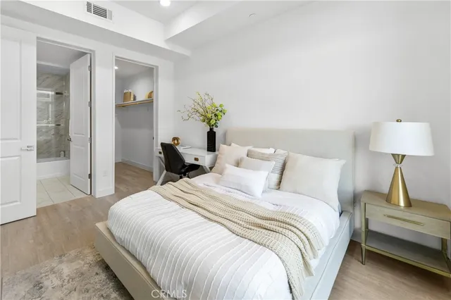 $886,000 | 168 South Monterey Street, Unit 310, Alhambra, CA 91801